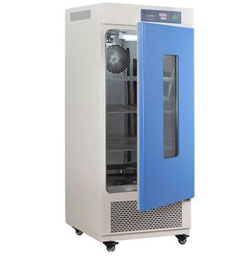 生化培養(yǎng)箱的試驗(yàn)方法  5.1主要試驗(yàn)儀器與設(shè)備 5.1.1 溫度測(cè)量系統(tǒng) 采用鉑電阻、熱電偶等溫度傳》器及溫度顯示儀表組成溫度測(cè)量系統(tǒng),應(yīng)滿足以下要求: a)溫度測(cè)量范圍滿足被測(cè)生化箱的測(cè)量要求; b)時(shí)間常 數(shù)應(yīng)滿足GB/T 10592- -2008 中6.1. 2的要求; c)由測(cè)量系統(tǒng)所引人的不確定度換算成溫度值不應(yīng)大于被測(cè)溫度波動(dòng)度和均勻度絕對(duì)值的1/3;溫度測(cè)量通道數(shù)量2~9個(gè)。 5.1.2接地電阻測(cè)試儀 能提供滿足試驗(yàn)要求的試驗(yàn)電流。 5.1.3介電強(qiáng)度測(cè)試儀 能提供滿足試驗(yàn)要求的試驗(yàn)電壓。 5.1.4接觸電流測(cè)試儀 應(yīng)包含滿足GB4793.1--2007中A.1規(guī)定的橫擬人體網(wǎng)絡(luò)和額定功率滿足生化箱正常工作要求的可調(diào)輸出電壓隔離變壓器。 5.2試驗(yàn) 條件 5.2.1試驗(yàn)條件應(yīng)符合3.1~3.2的有關(guān)規(guī)定。 5.2.2除特別說明,測(cè)試應(yīng)在沒有負(fù)載的條件下進(jìn)行。 5.2.3除特別說明,溫度測(cè)量系統(tǒng)的采樣頻率為每分鐘兩次。 5.3各種測(cè)試點(diǎn)位置及數(shù)量的確定 符合GB/T10592--2008中6.3.1關(guān)于溫度測(cè)試點(diǎn)位置及數(shù)量的規(guī)定。 5.4外觀及結(jié)構(gòu)試驗(yàn) 采用日視、耳聞、手摸,結(jié)合樣品、照片、涂層測(cè)試儀等方法進(jìn)行檢查,在5.5~5.10規(guī)定的試驗(yàn)前和試驗(yàn)后各檢查-一次,其結(jié)果應(yīng)符合4.1的規(guī)定