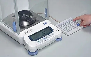 影響天平稱量精度、正常使用的因素有哪些(圖1)